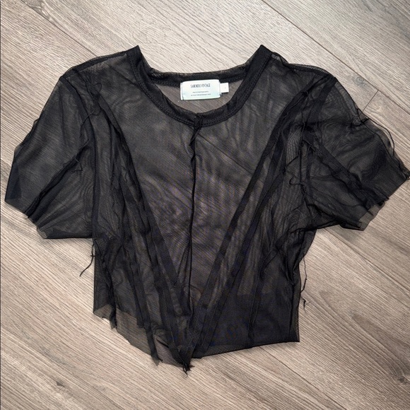 SAMI MIRO VINTAGE Tops - Sami Miro Vintage Asymmetric Crop Top